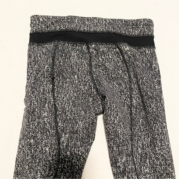 Lululemon Inspire Tight II Power Luxtreme Suited Jacquard Black White Size 6 - Picture 10 of 16